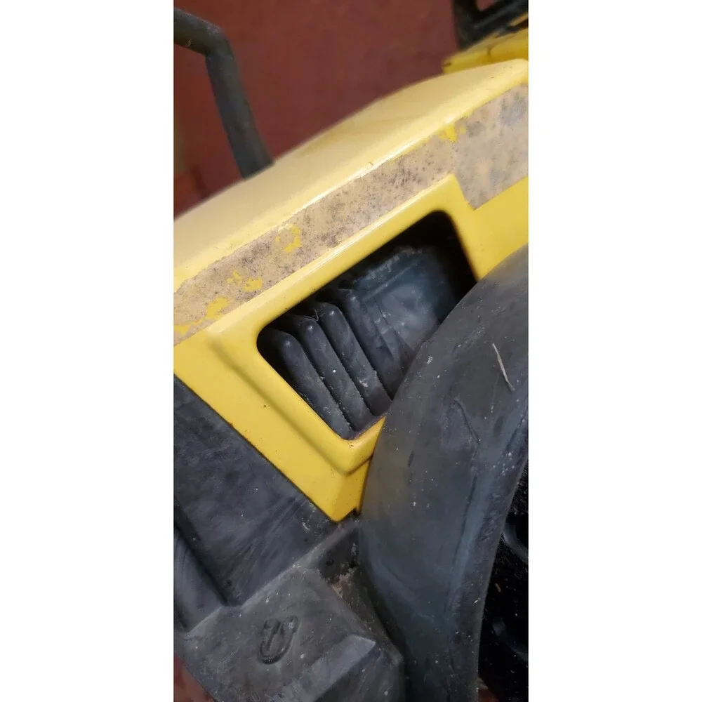 Vintage 1999 Tonka Front End Loader 21
